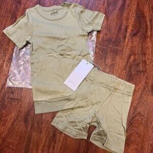 NWT Goumi Kids Artichoke Toddler Biker Set SZ 4T Shorts Tee Bamboo Green Pajama